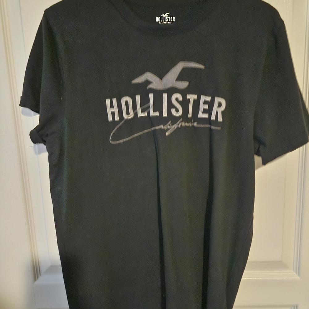 Hollister  black shirt size Large